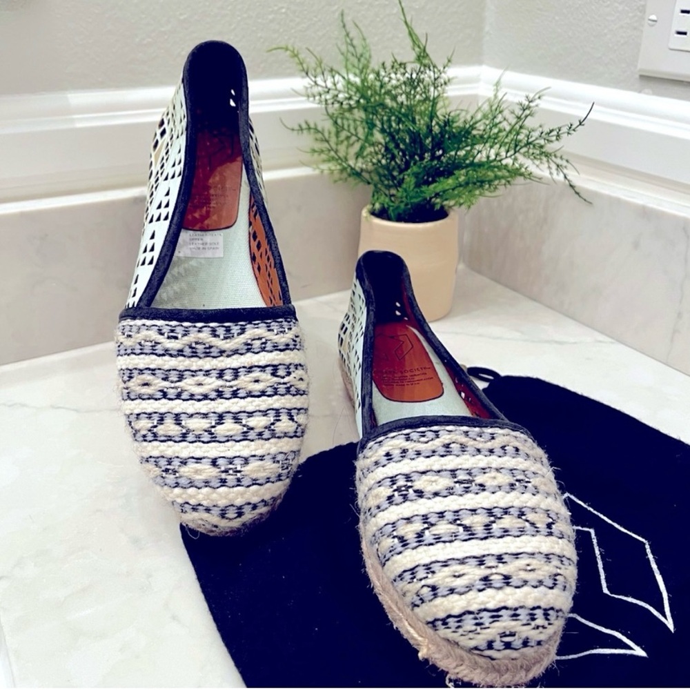 COBRA SOCIETY Molly Wool and Leather Laser Cut Tapestry Espadrilles Size…